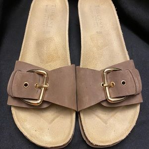 Tuscany Women’s size:8.5‎ sandals-Brown/Tan